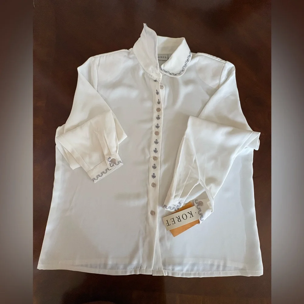 NWT - Elegant White Button-Up Blouse With Beading - Picture 14 of 14